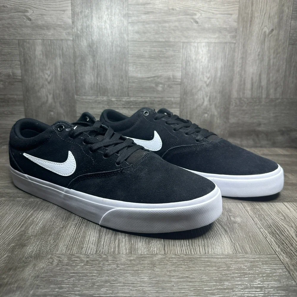 Nike Charge Skate Shoes Womens 11 Black Suede White NEW IM4399-001